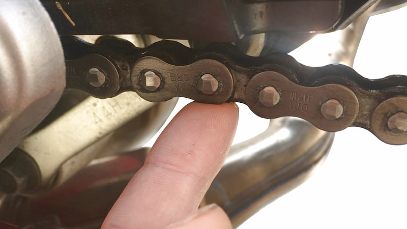 チェーンの張り確認