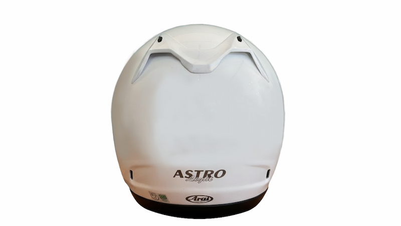 アライ ASTRO-LIGHT、後ろ